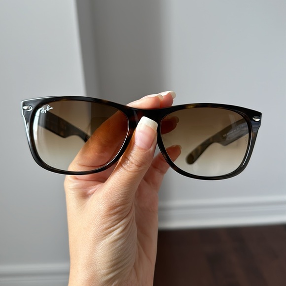 Ray-Ban NEW WAYFARER - Picture 2 of 6
